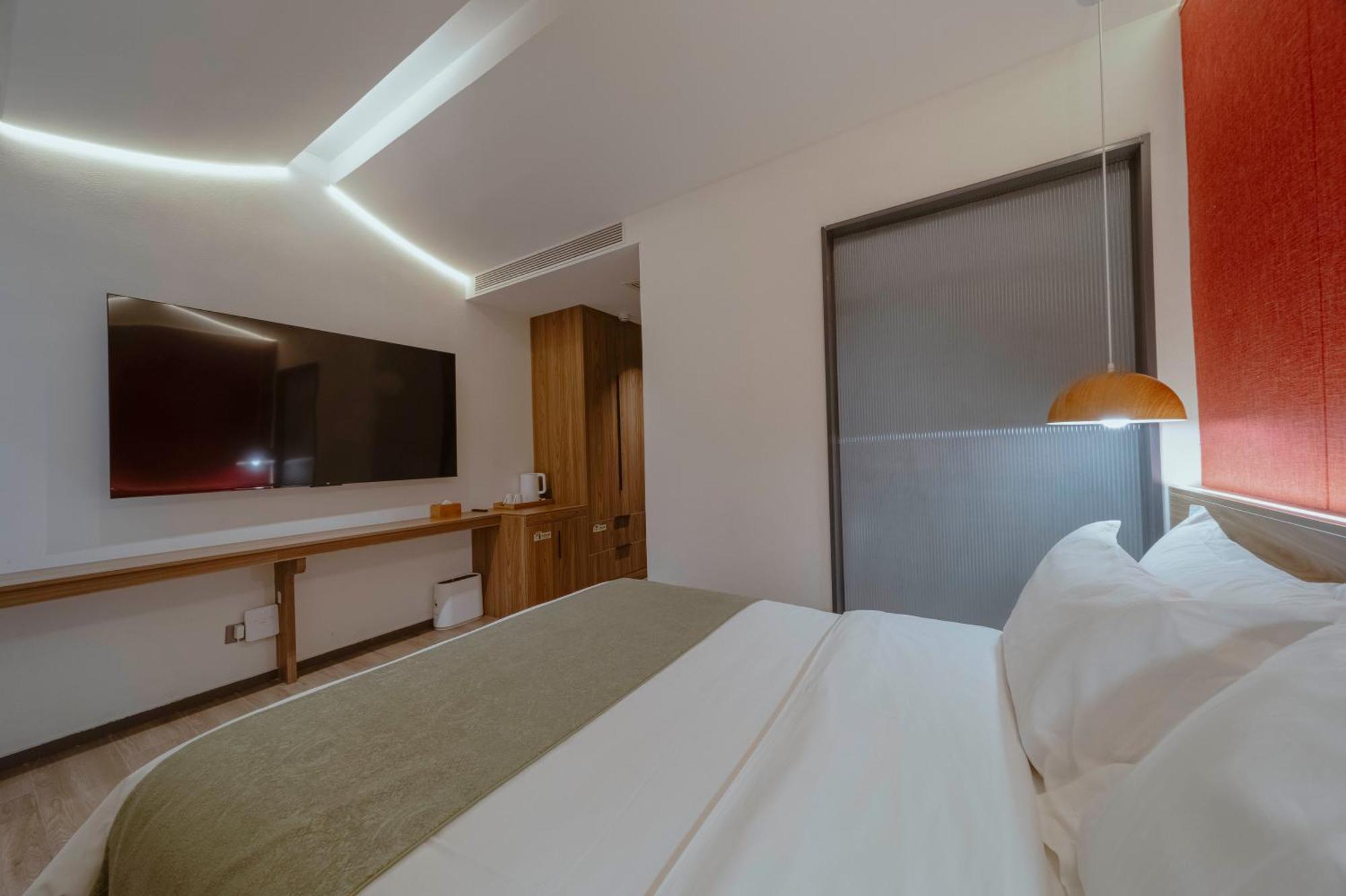 Guipu Beihai Courtyard 3*